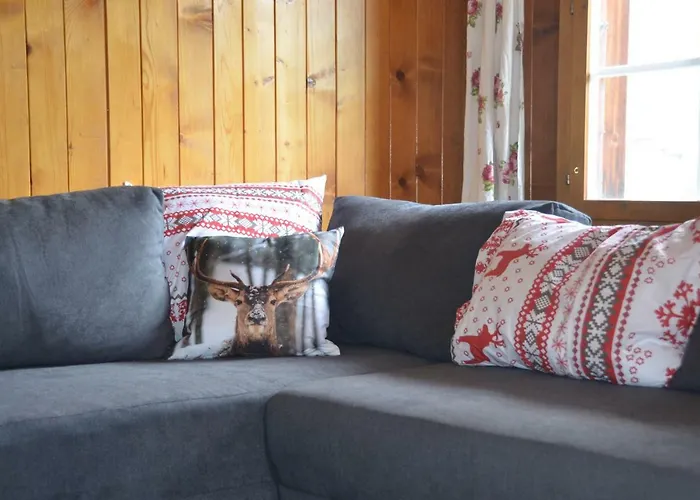 Fluehblueemli Lejlighed *