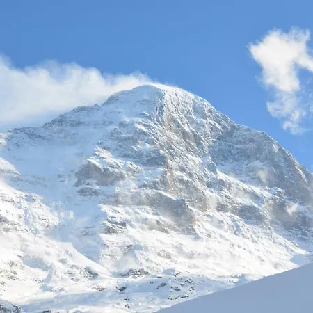 Fluehblüemli Apartamento